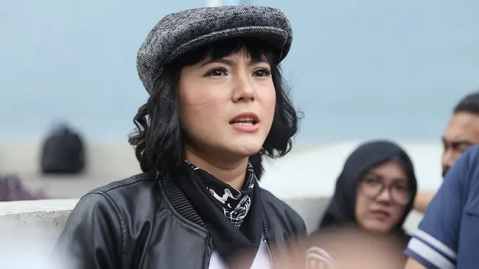 [Bintang] Poppy Sovia