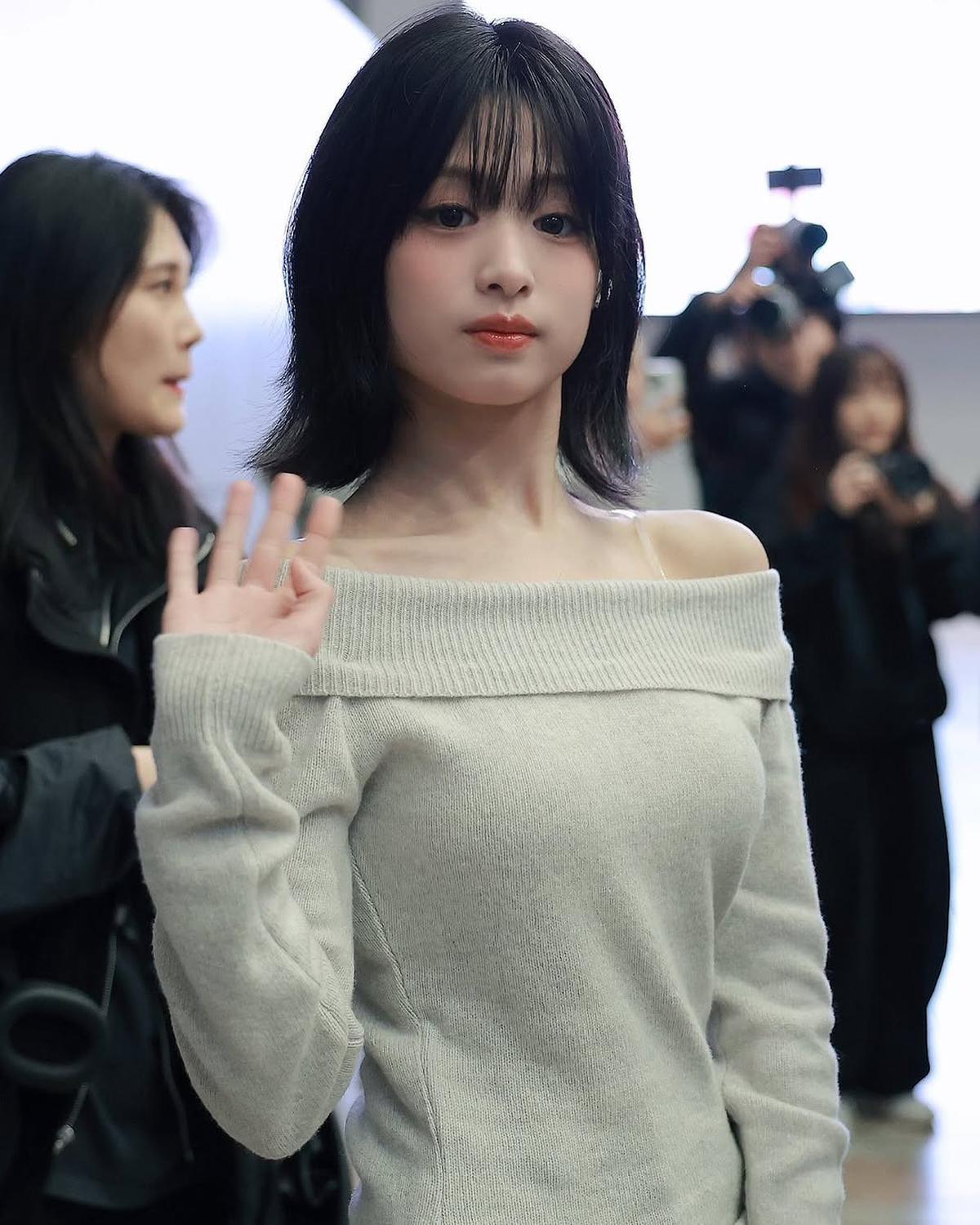 5 Potret Cantik Ahyeon BABYMONSTER dengan Rambut Pendek Terbaru, Bikin Klepek-Klepek