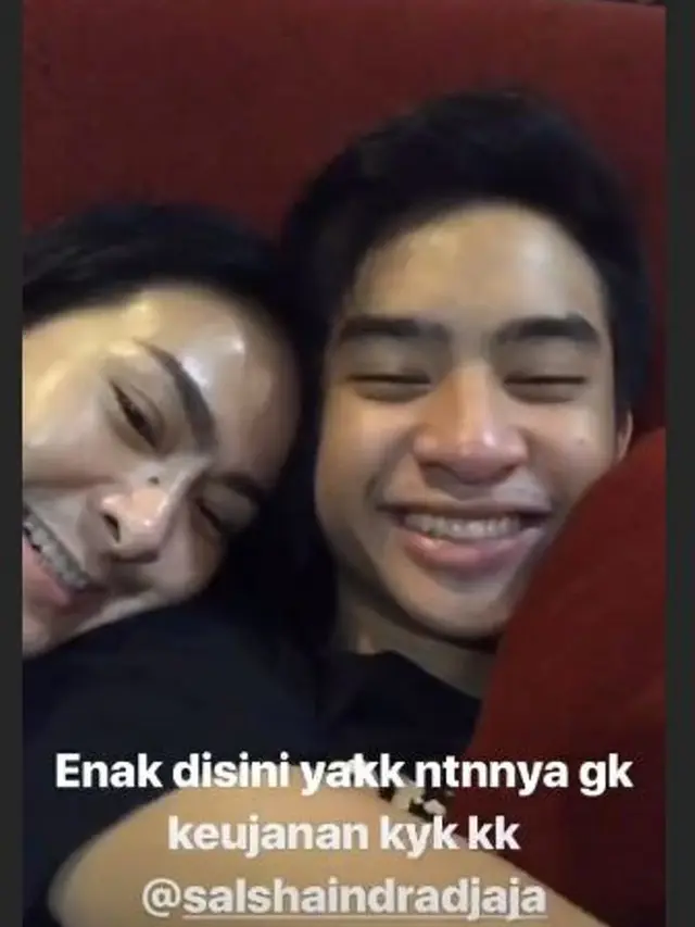Iis Dahlia (Foto: Instagram)