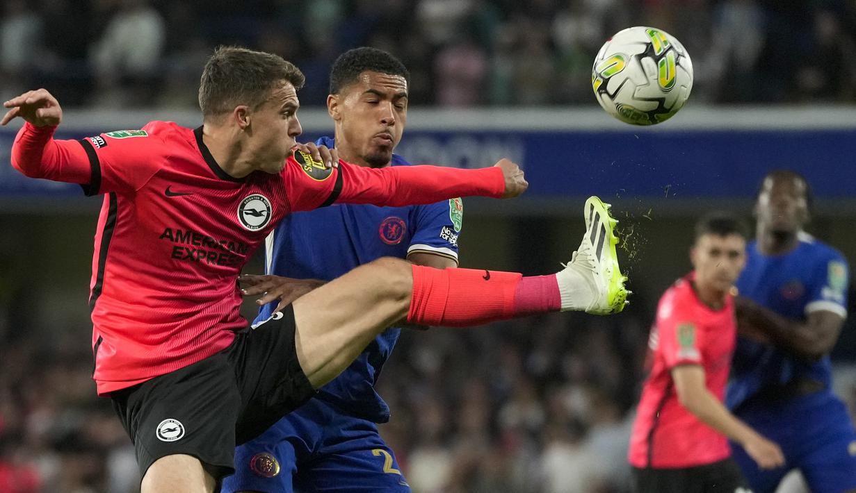 Brighton gagal menyamakan kedudukan meski terus-menerus menyerang di sisa laga. (AP Photo/Kin Cheung)