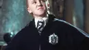 Karakter Draco di hampir seluruh seri Harry Potter digambarkan sebagai karkater yang menyebalkan dan seringkali menganggu Harry, Hermione, dan Ron. Meski menyebalkan Draco bukan termasuk karakter jahat dalam seri Harry Potter. (Instagram/@harrypotterfilm)