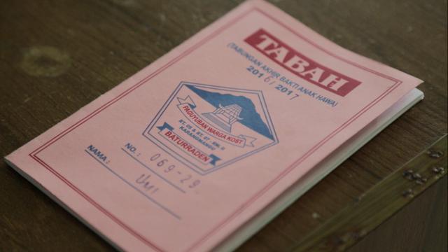 Buku Tabungan PSK di Gang Sadar