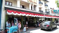 Adem Ayem Resto . (Foto: GoogleMaps by Adem Ayem Resto Slamet Riyadi)