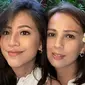 Potret kompak Zara dan ibunya, bak kakak-adik. (Sumber: Instagram/@mrssaladin)