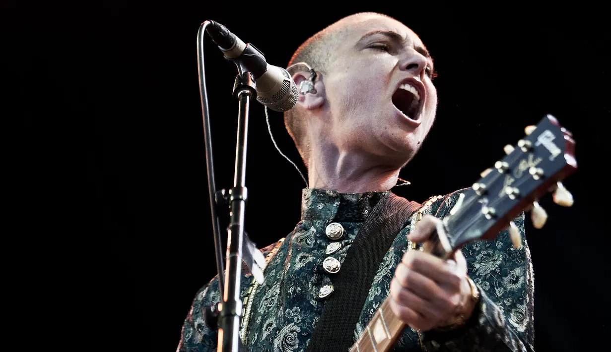 Selama hidupnya, Sinead telah merilis 10 album dan terakhir dirilis pada 2014 berjudul I'm Not Bossy, I'm the Boss. (AP Photo/Casper Dalhoff, Polfoto, File)