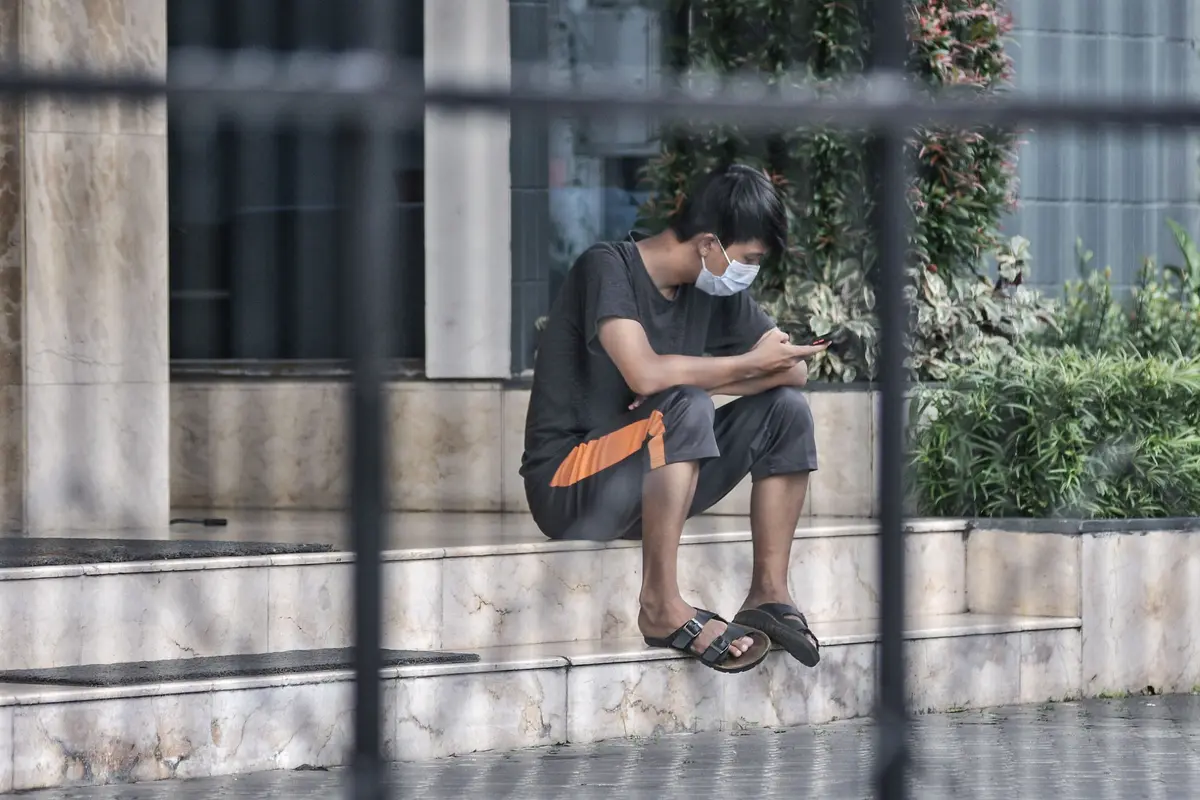 Aktivitas Pasien COVID-19 Jalani Isolasi Mandiri di Hotel