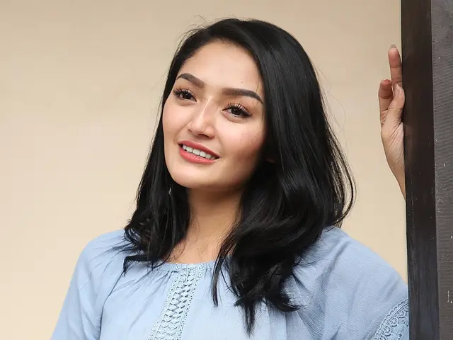 Lirik Lagu Siti Badriah Lagi Syantik Entertainment Fimela Com