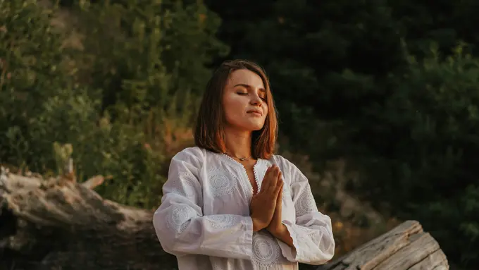 Jangan Abaikan Dirimu! Ini 6 Alasan Pentingnya Punya Waktu Sendiri di Tengah Rutinitas Padat