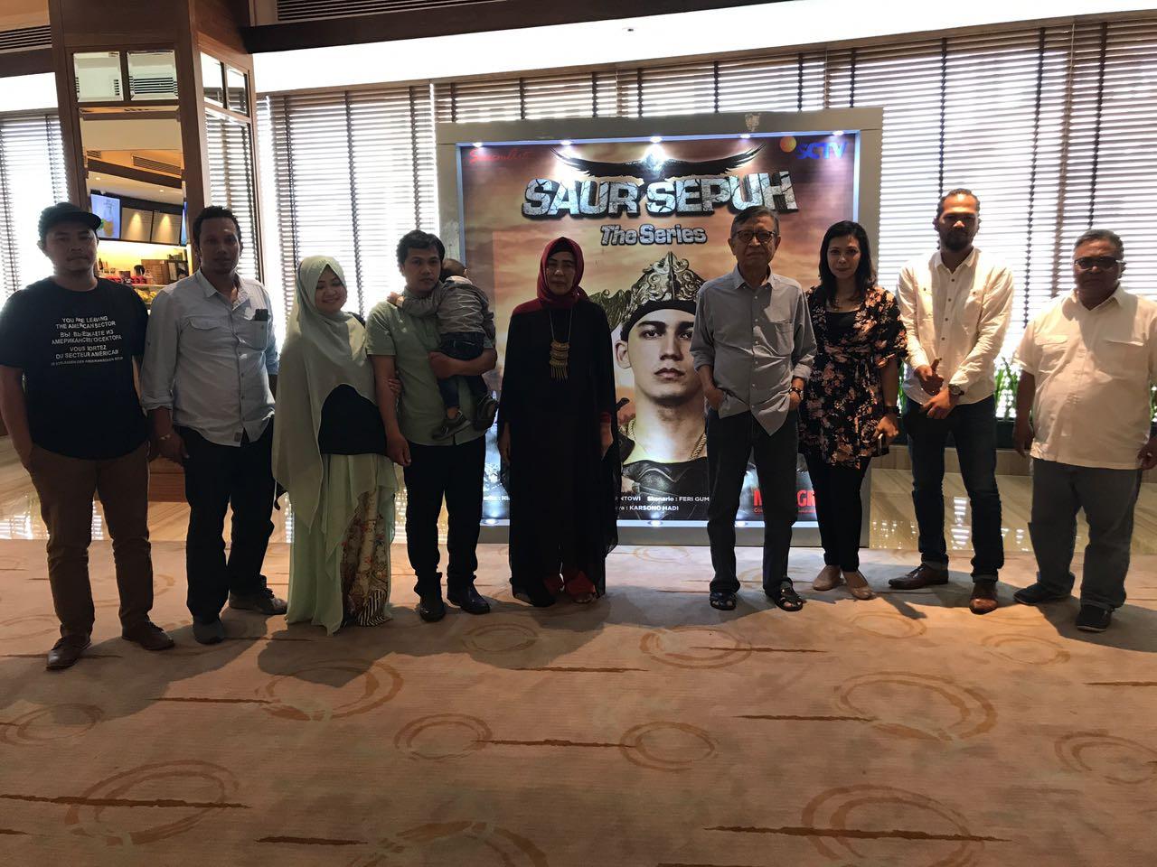 Keluarga Niki Kosasih Kagum Dengan Saur Sepuh The Series Showbiz Liputan6 Com
