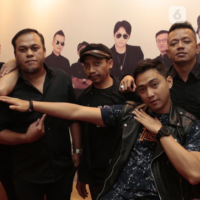 Mantan Personel D Bagindas Bikin The Jawara Band Showbiz Liputan6 Com