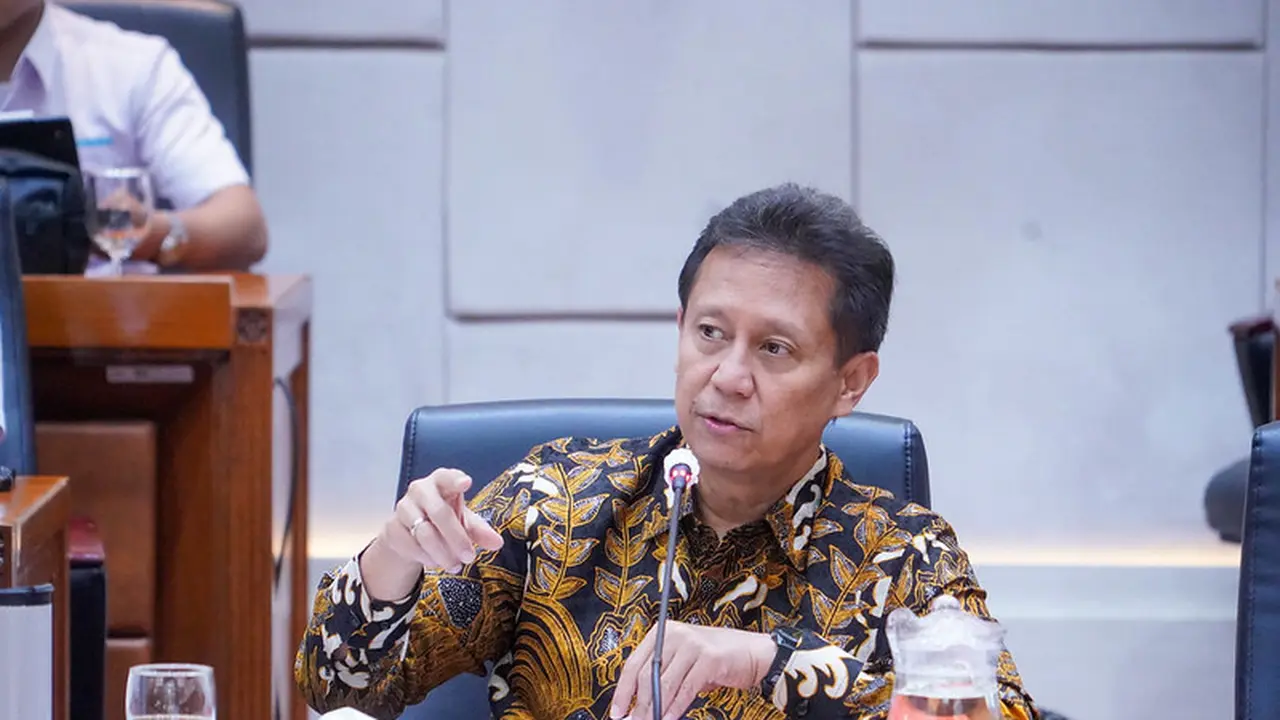 Menkes Budi sebut biaya perbaikan dua RSUD yang rusak berat akibat gempa NTT sekitar Rp 200 miliar. (Foto: Dok Kemenkes)