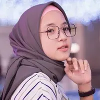 Alis natural Nissa Sabyan (instagram @nissa_sabyan)