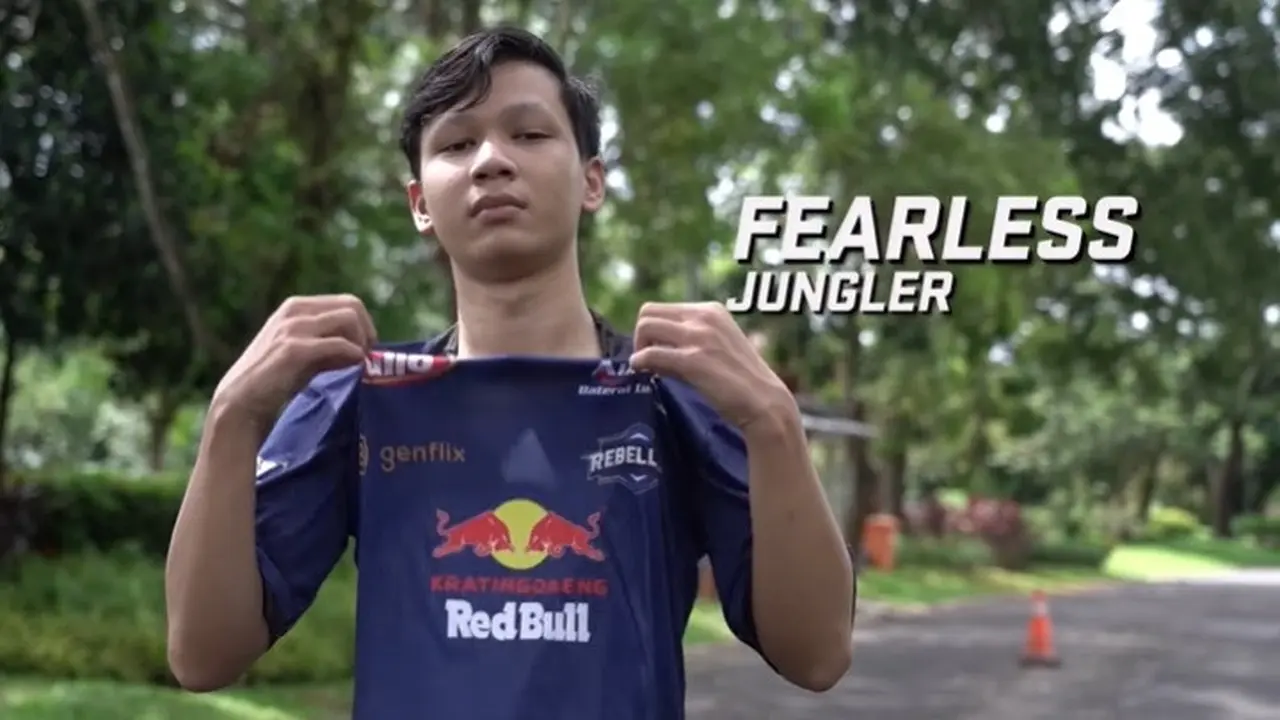 Fearless (YouTube Rebellion Esports)