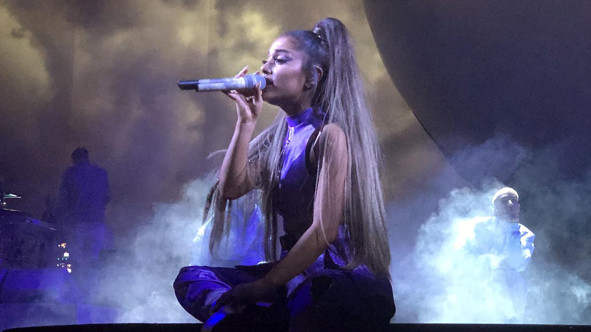 Ariana Grande Cover Rise and Shine Milik Kylie Jenner Entertainment