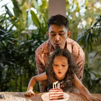 Fandy Christian banjir hujatan usai memberikan pesan manis untuk buah hatinya