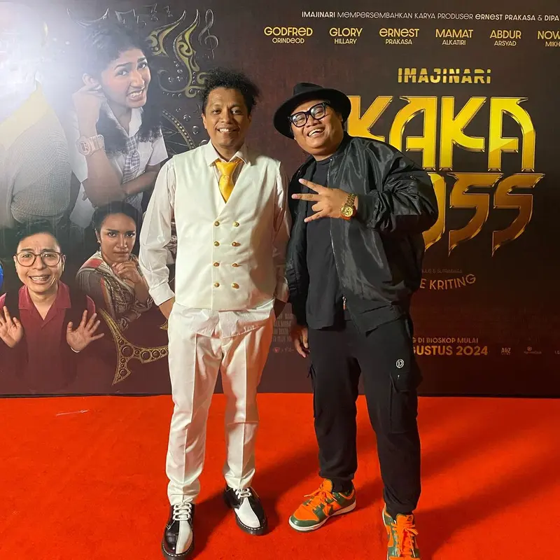 Usai Ikut Demo di Gedung DPR, Ini 6 Potret Arie Kriting di Gala Premiere Film Kaka Boss