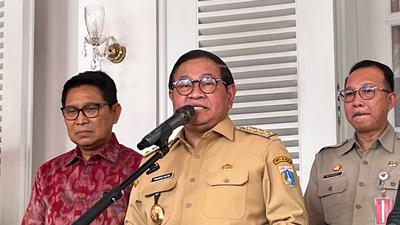 Pramono Ancam Buka Identitas dan Sanksi Perusahaan Penimbun Sampah di TPS Liar