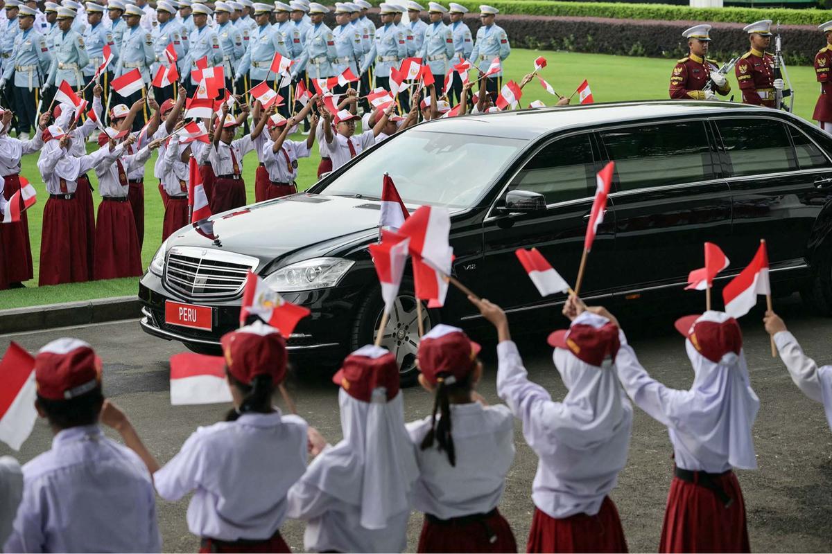 FOTO: Presiden Prabowo Sambut Presiden Peru di Istana Merdeka, Tegaskan Komitmen Perkuat Kerja Sama