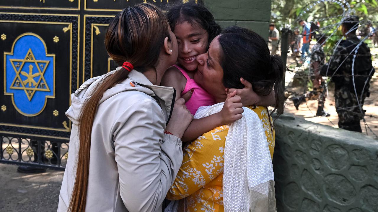 Pencarian 1.500 Orang Hilang Terus Dilakukan di Nepal
