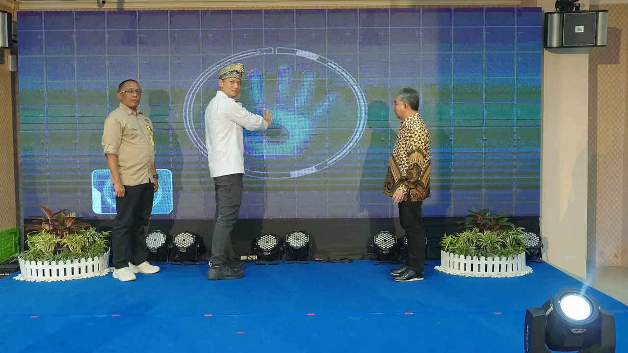 Menteri Agraria dan Tata Ruang/Kepala Badan Pertanahan Nasional, (ATR/BPN), Agus Harimurti Yudhoyono (AHY)