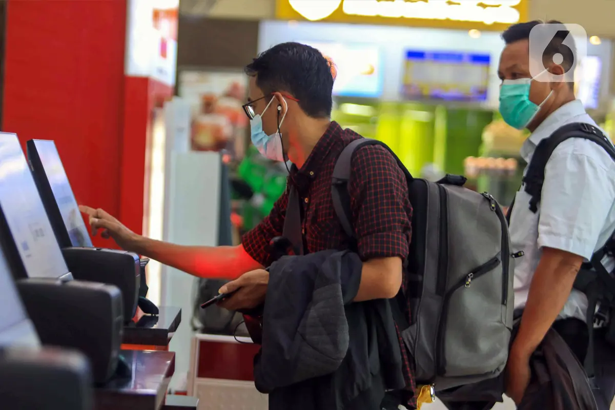 FOTO: Perjalanan Domestik Tak Perlu Lagi Tunjukkan Bukti Tes COVID-19