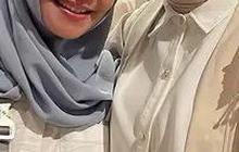 Intip Sederet Potret Caca Tengker Tampil Anggun Dalam Balutan Hijab, Mama Rieta Mengaku Bangga