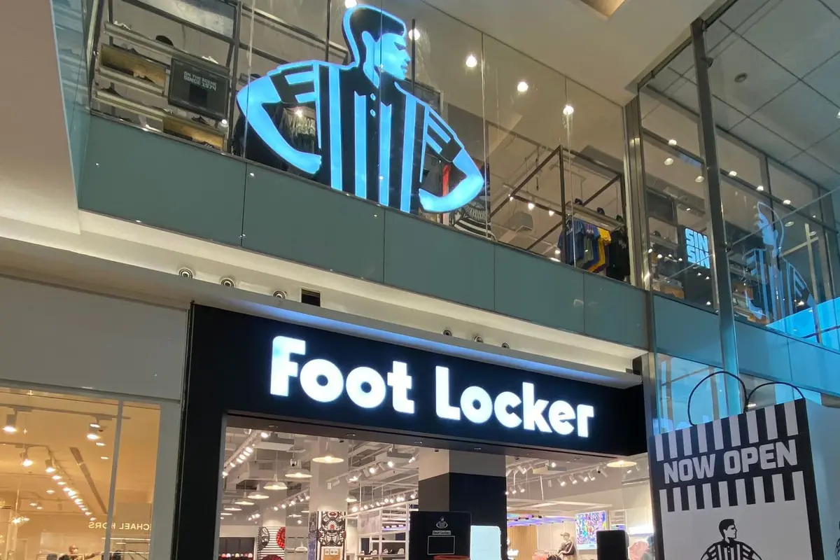 Foot Locker Kota Kasablanka