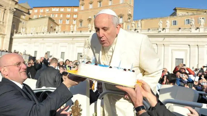 Ulang Tahun Pope Francis. (San Francisco Globe)