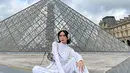 Sosoknya sempat viral bersamaan dengan Citayem Fashion Week, kini Tamara Dai sudah melenggang di kancah permodelan Internasional. Selain Tamara, diketahui bahwa aktris Ariel Tatum pun turut menjadi salah satu model yang melenggang di Paris Fashion Week. (Liputan6.com/IG/@tamaradai)