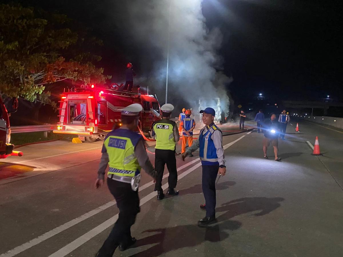 Kronologi Bus Rosalia Indah Terbakar di Tol Solo-Ngawi
