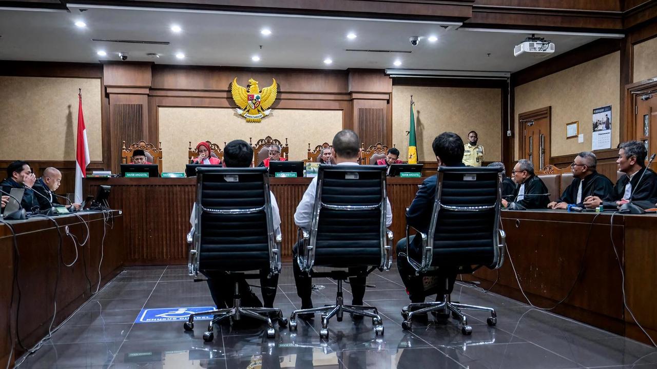 FOTO: Anak Riza Chalid Divonis 15 Tahun dan Bayar Uang Pengganti 2, 9 Triliun