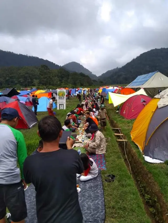 Komunitas Kemah Keluarga Indonesia: Ajak Anak Mengeksplorasi Alam
