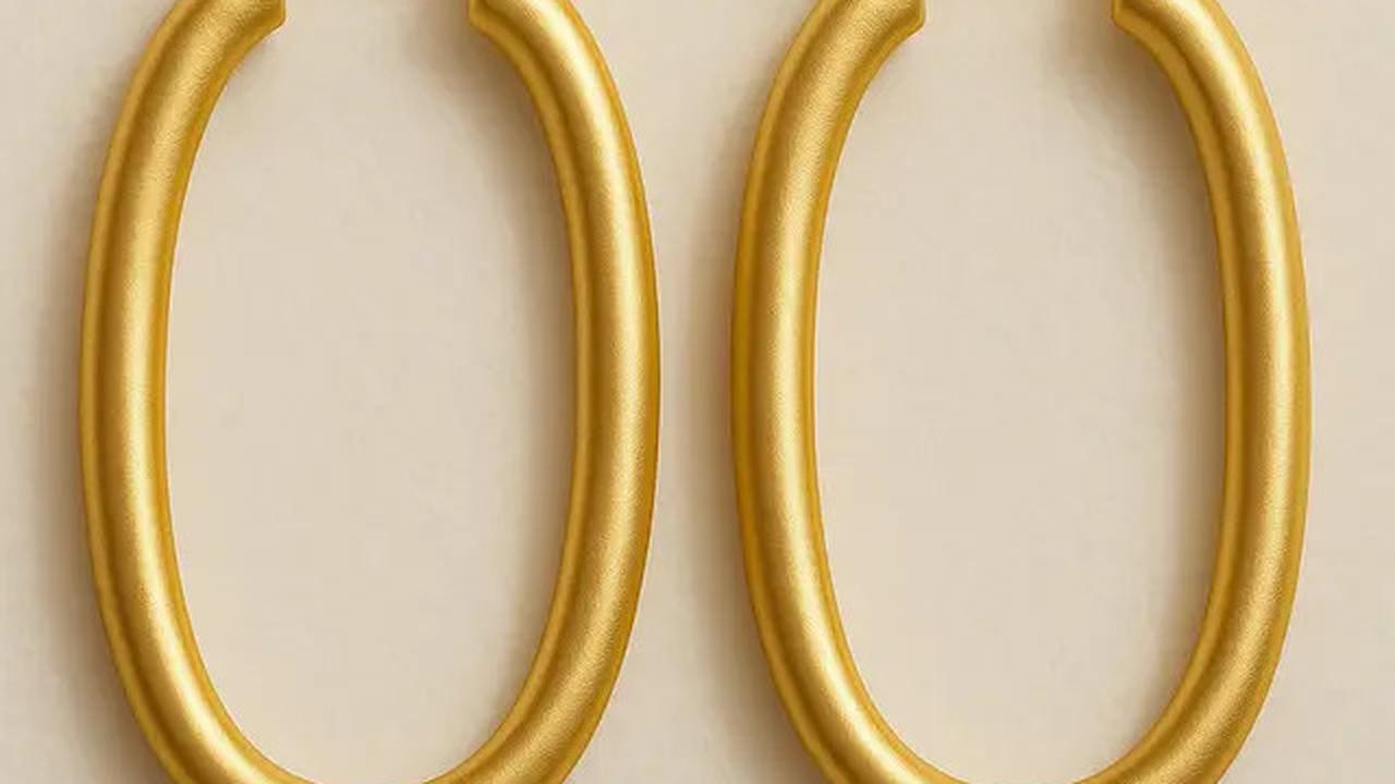 7 Model Anting Emas yang Cocok untuk Wajah Bulat, Menawan dan Elegan
