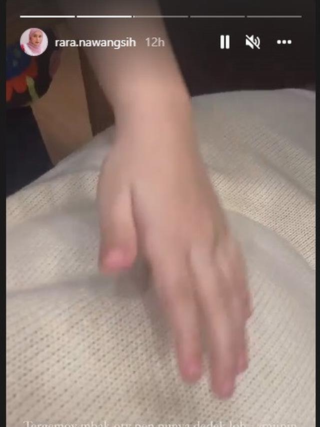 Rara Nawangsih hamil 4 bulan, baby bump mulai terlihat (Foto: Instagram @rara.nawangsih)