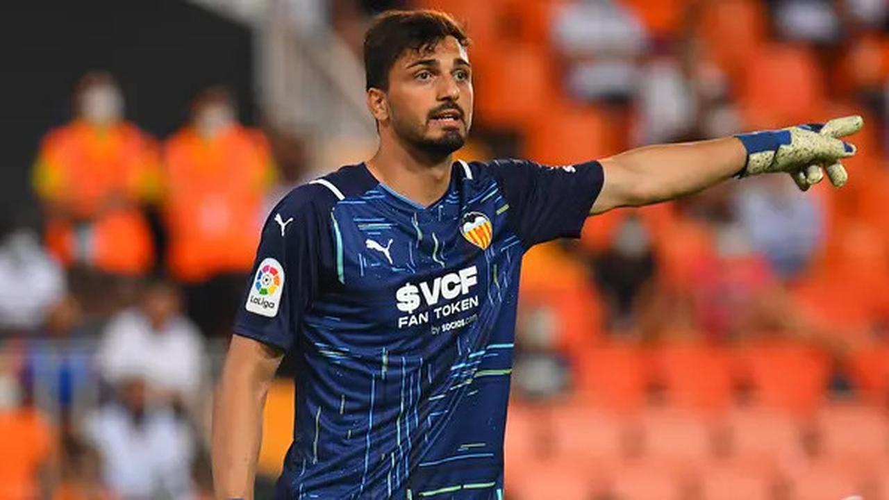 Ini Sosok Kiper Valencia yang Dipastikan Gabung Liverpool, Bakal Bersaing dengan Alisson