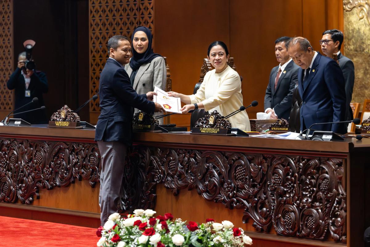 Puan Pimpin Paripurna DPR, Bahas LHP LKPP 2025 Hingga Persetujuan Naturalisasi 2 Pesepakbola