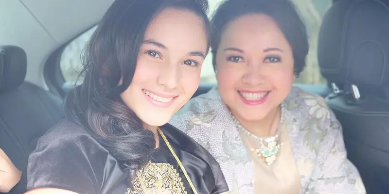 Ibunda Chelsea Islan bernama Samantha Barbara