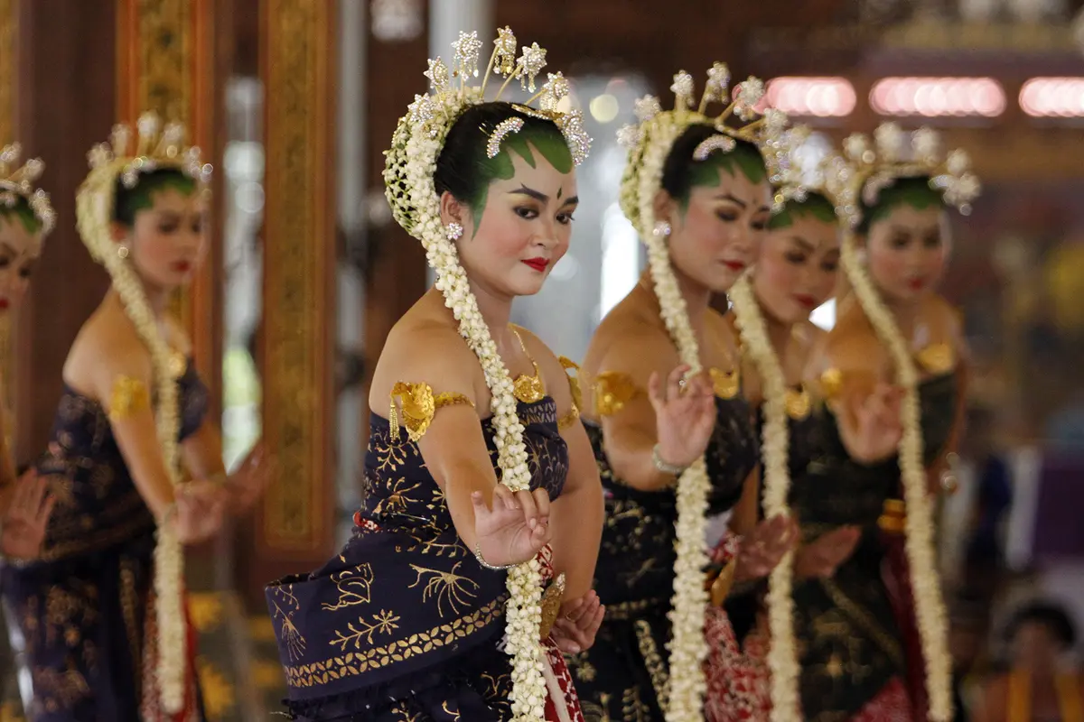 Jumenengan Raja Solo