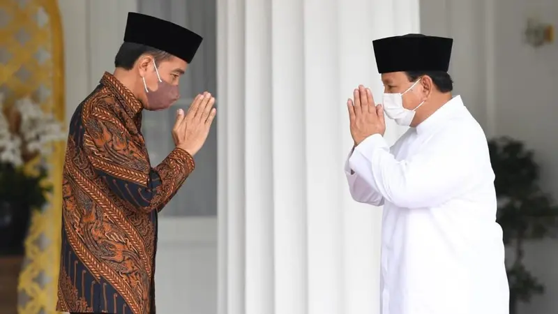 Presiden Jokowi bersilaturahmi dengan Menteri Pertahan Prabowo Subianto.