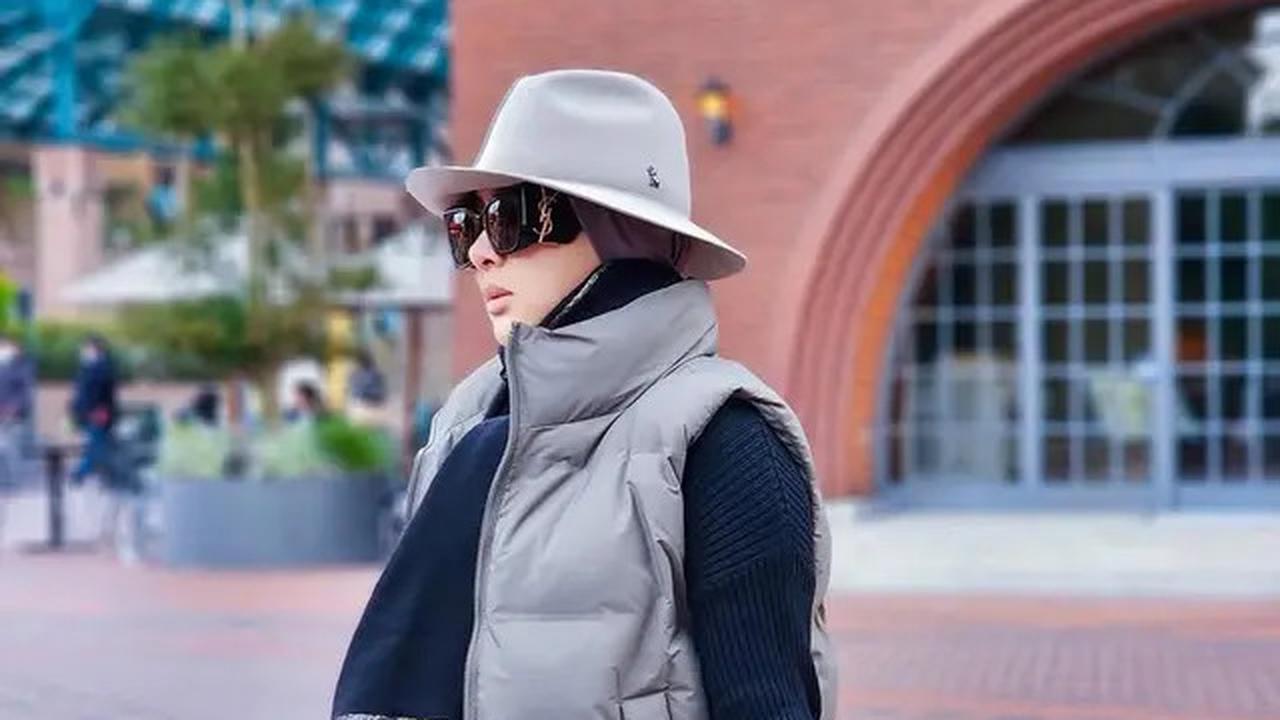 10 Pilihan Model Tas Putih ala Syahrini, dari Model Klasik hingga Super Langka