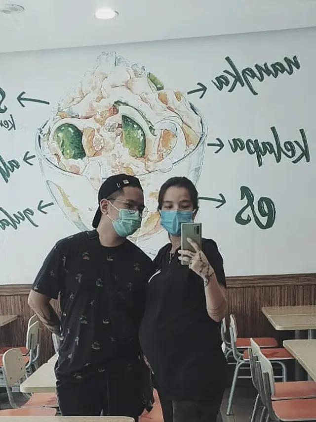 Hamil Anak Keempat, Ini 6 Potret Baby Bump Sheila Marcia Joseph. (Sumber: Instagram/itssheilamj)