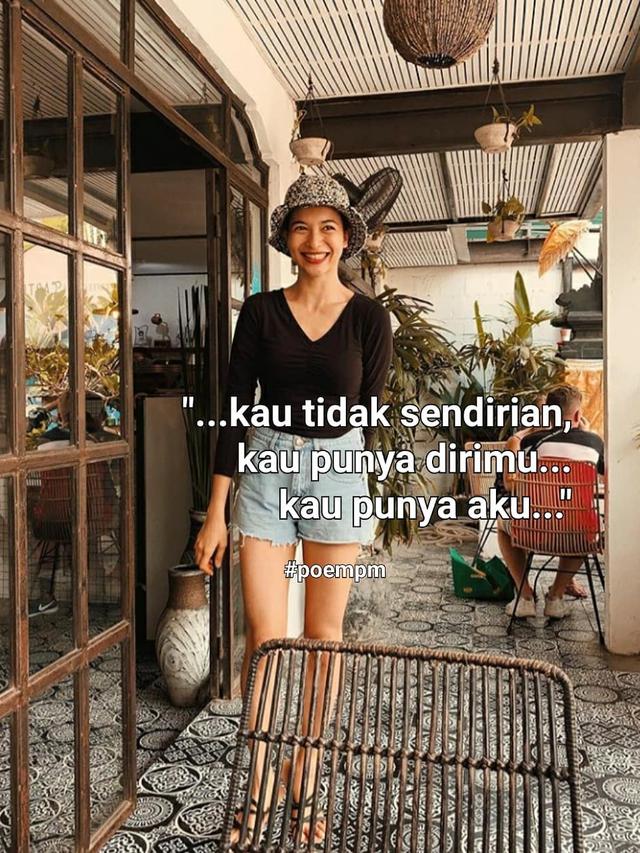 Viral, Ini 7 Puisi Putri Marino tentang Cinta dan Kehidupan
