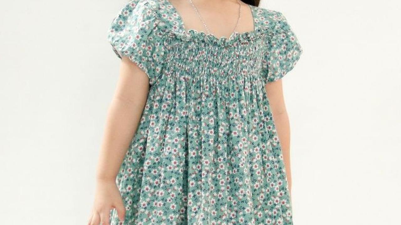 1. Pertimbangkan Bahan Dress yang Sesuai dan Nyaman