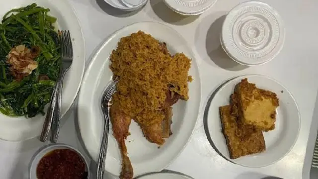 Ayam Goreng Suharti