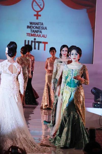 Pagelaran pameran kebaya koleksi Amy Atmanto | Photo: Copyright Doc Vemale.com