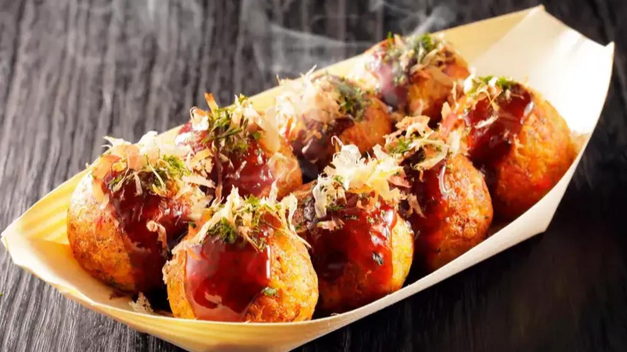 5. Resep Masakan Jepang: Takoyaki Pizza