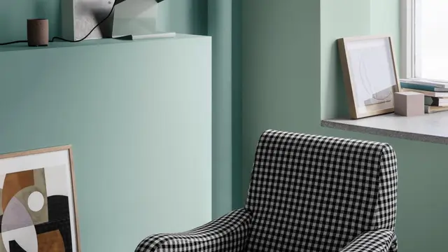 Together, Tiga Tren Warna yang Bikin 2022 Terasa Hangat Bersama Keluarga dan Pasangan