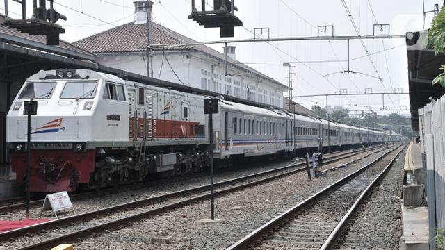 KAI Batalkan 28 Perjalanan Kereta Jarak Jauh