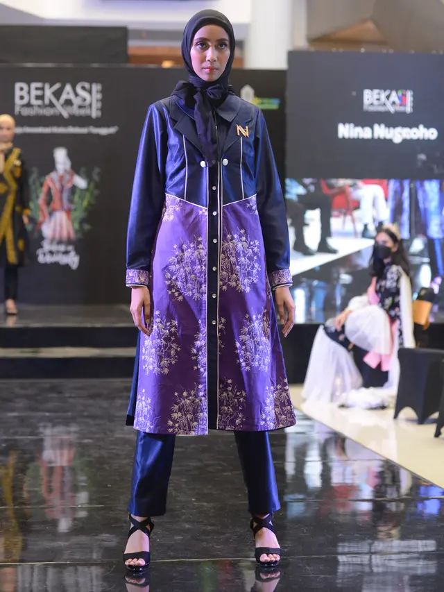 Salah satu koleksi Nina Nugroho di ajang Bekasi Fashion Week 2021. (Foto: Dok. Koleksi Pribadi Nina Nugroho)