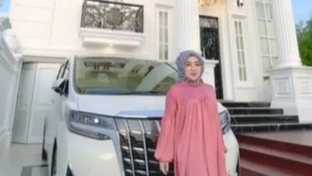 Perempuan yang Tinggal di Rumah Bantuan Tsunami, Kini Sukses jadi Pengusaha yang Tinggal di Istana Megah/dok. TikTok shellasaukia